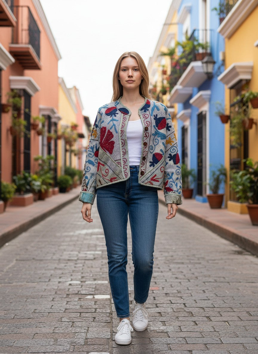Chaqueta Gris con Llama de Fuego Back Side